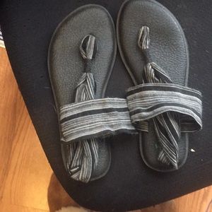 Sanuk sandals